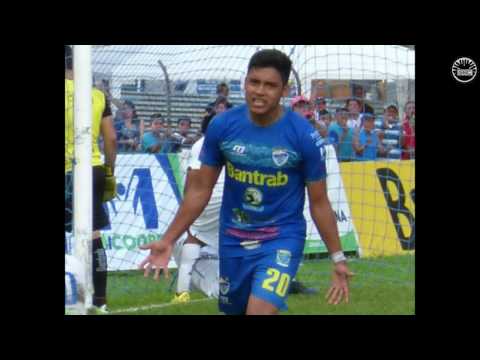 Globalsoccerconcept  helps Victor Guay