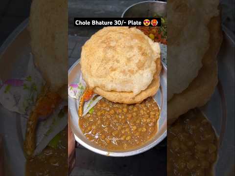 Chole Bhature 30/- Plate 😍🥵 #cholebhature #shorts #streetfood