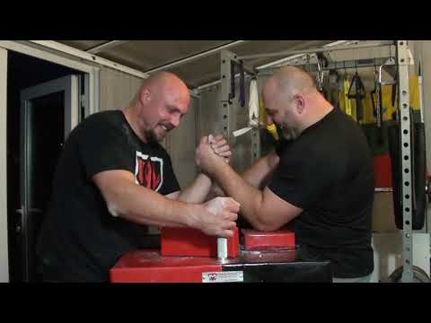Armwrestling training UK-Mindaugas Dulskas, Lee Webber