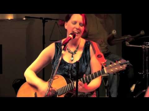 RACHEL TAYLOR-BEALES - COME ON IN - live at The Gate