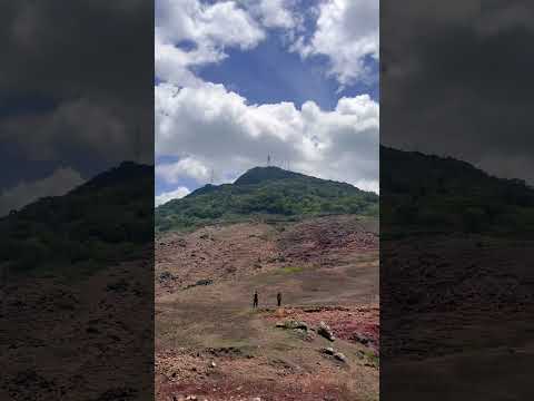 Buenas tardes 😃 desde las fumarolas del Volcán 🌋 Casita, ubicado frente a Posoltega, Chinandega.