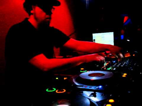 Scrubfish @ St Paddy's Day Fiasco in Chicago 17.3.12.MPG