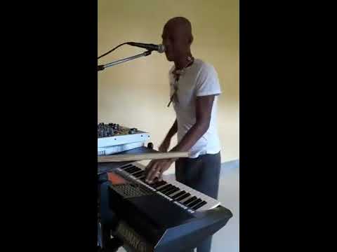 Stitchie one man band live Guyana 2020 Squeaky Rucatux