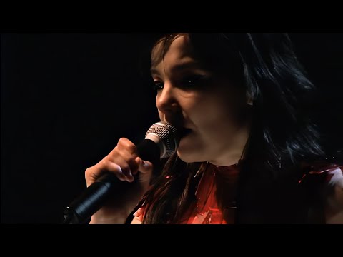 Björk - Live at Royal Opera House (4K Upscaled) - 18.Jóga