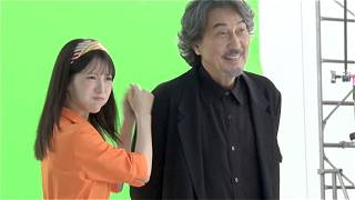 【浜辺美波、役所広司をポカポカ！】「ずるい！」と可愛く抗議／求人ボックス CM＋インタビュー＋メイキング