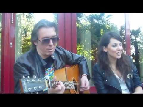 *L'amour flou*  __ Sam Neves