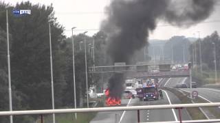 preview picture of video 'Vrachtwagen in brand op A1 bij Hengelo'