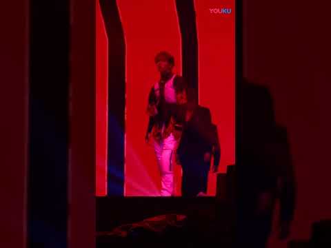 190602 UNIQ Wang Yibo - FIRE @ Yuehua Family Concert