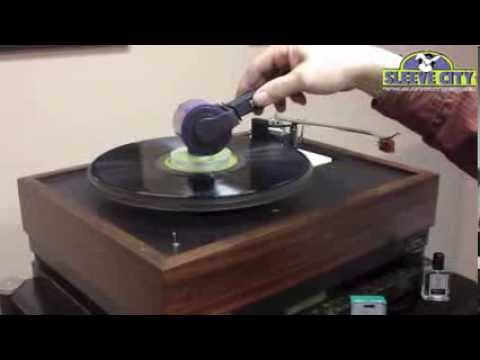 In The Groove Vinyl Record Cleaner