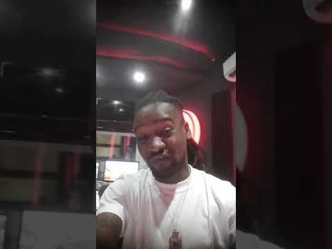 Xtroff Mágica cara do hater no estudio da clé