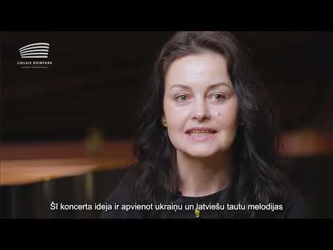 Galerijas bilde 2: OKSANA NIKITJUKA. SAULESPUĶU CEĻŠ