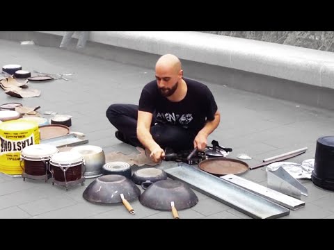 Dario Rossi Great Techno House Street Drummer
