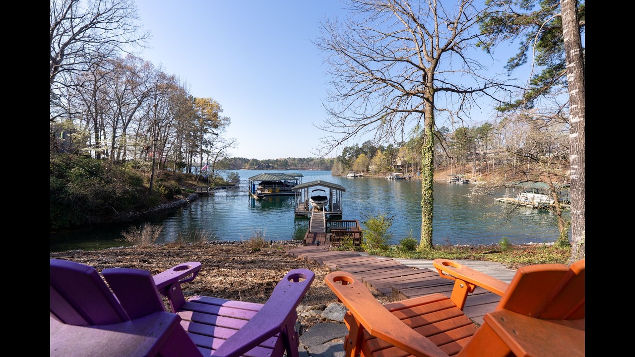 Lake Keowee Real Estate | 26 Marina Village Way, Salem SC 29676