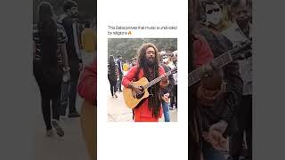 Download lagu Hindu Baba singing Allah Ke Bande | Kailash Kher | Stereo India mp3