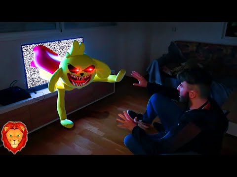 EL VIDEO MALDITO DE MIKECRACK.EXE EN LA VIDA REAL | TELEVISION MALDITA MIKECRACK.EXE LEON PICARON