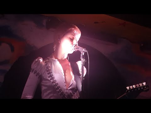 Stella Rose at The Shacklewell Arms, London, UK, 8th November 2024