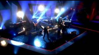 The Streets feat. Robert Harvey - Going through Hell (Live at Alan Carr 7.02.2011)