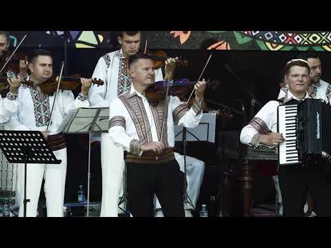 Suita de deschidere - Orchestra "Fluieras" (partea 1)