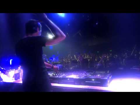 Jochen Miller - Alive vs. The Box @ Mandarine [ HD ]