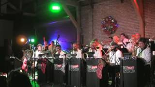 Let it snow! Let it snow! Let it snow!  Gordon Goodwin (Live)