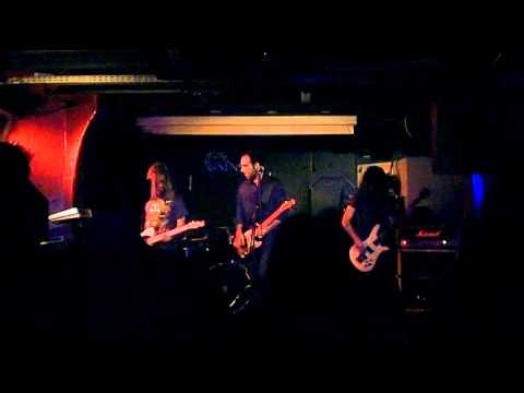 The Weather Underground - Gardenia (Kyuss cover, live at the 7 Sins)