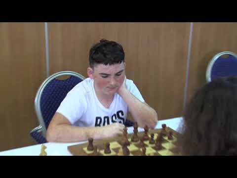 U15 3.4.  Ema Walterová -  Adam Vylíčil  1/2:1/2