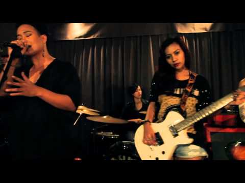 Superglad feat. Bonita & Andre Harihandoyo - Memori