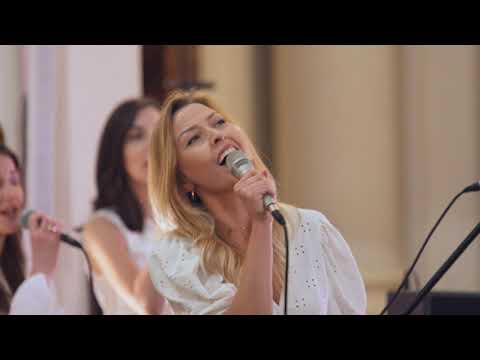 W cieniu Twoich rąk - Oprawa Muzyczna Ślubu Chór Gospel Piotr Pawlicki (cover TGD)