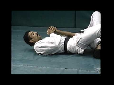 グレイシーが教える柔術テクニック　朝倉未来が失神したクレベル・コイケのボンサイ柔術の基本  MMA 総合 ブラジリアン柔術 寝技 Ultimate ホイス Royce Gracie Jiu Jitsu