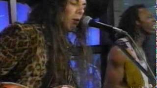 RICHIE KOTZEN / A WOMAN &amp; A MAN ACOUSTIC LIVE
