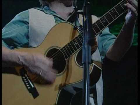 17. Illés - Európa csendes (Szörényi Levente, Petőfi Sándor) ('96)