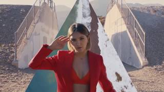 Video Julia Michaels – Jump (Feat. Trippie Redd)
