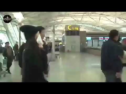 Bae Suzy at Incheon Airport (180101)