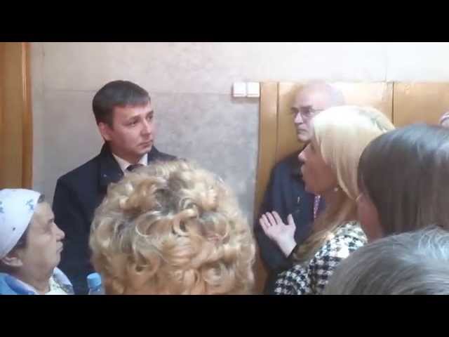 «Народная инспекция ЖКХ» заставила руководителя горисполкома Челнов выслушать претензии 