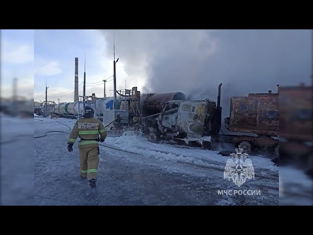 В Ангарске произошел пожар на топливно-сырьевой базе