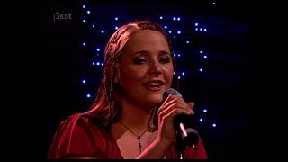 Wonderwall - Sexy Girl (at New Pop Festival 2002)