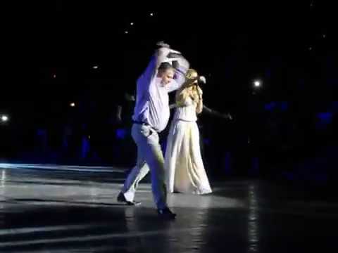 DEMETRAKIS JIMMYS PERFORMING AT ANNA VISSI CONCERT "TO TRENO"