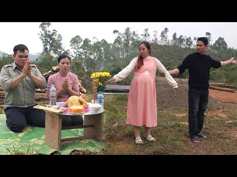 Hien suddenly appeared at Sung's house acting strangely. How did Pao react?