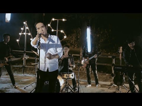 download lagu mp3 mp4 Lagu Asbak Band Salahkah Melupakanmu, download lagu Lagu Asbak Band Salahkah Melupakanmu gratis, unduh video klip Lagu Asbak Band Salahkah Melupakanmu