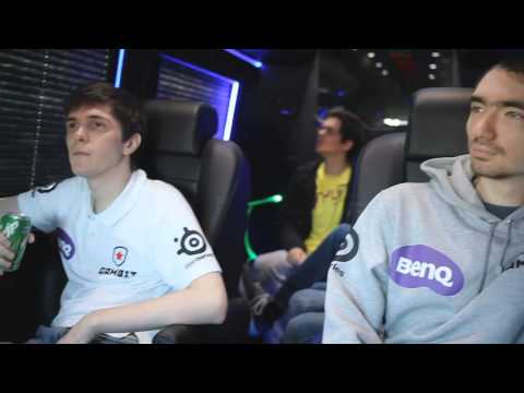 Darien's swagged out travelling