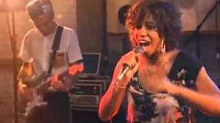 Santigold - Lights Out (Live)
