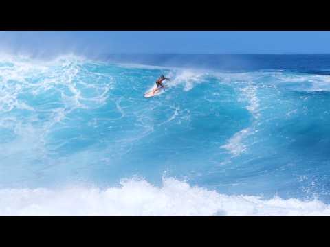 Best Surf of the Year | Pipeline, Waimea, Bowls (4K Huge Waves)