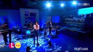 Foxes - Amazing (Live On Lorraine Kelly)