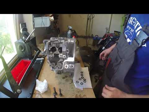 Aprilia SXV Engine Rebuild 08 - Head Installation