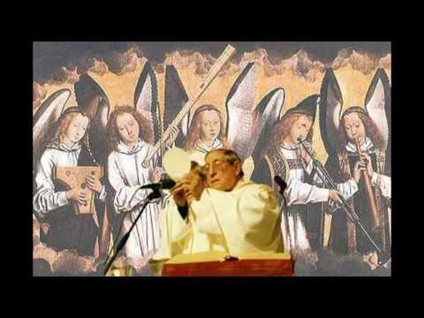 Gli angeli cantano durante la messa di Padre Matteo La Grua