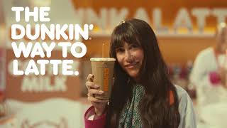 Dunkin´ The Dunkalatte She Loves That Coffee Milk Kristen Wiig