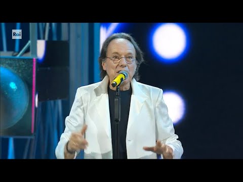 Miko Mission canta "How old are you?" - I migliori anni - 04/05/2024