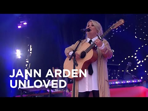 Jann Arden - Unloved | Canada Day 2023