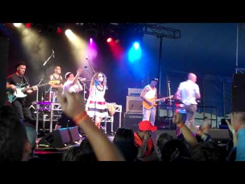 Big Day Out 2010 - Melbourne - Phrase - Clockwork (Feat. Jade MacRae)