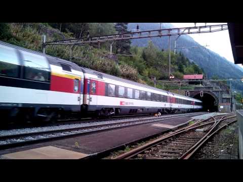 Re 4/4 - Wassen - Interregio